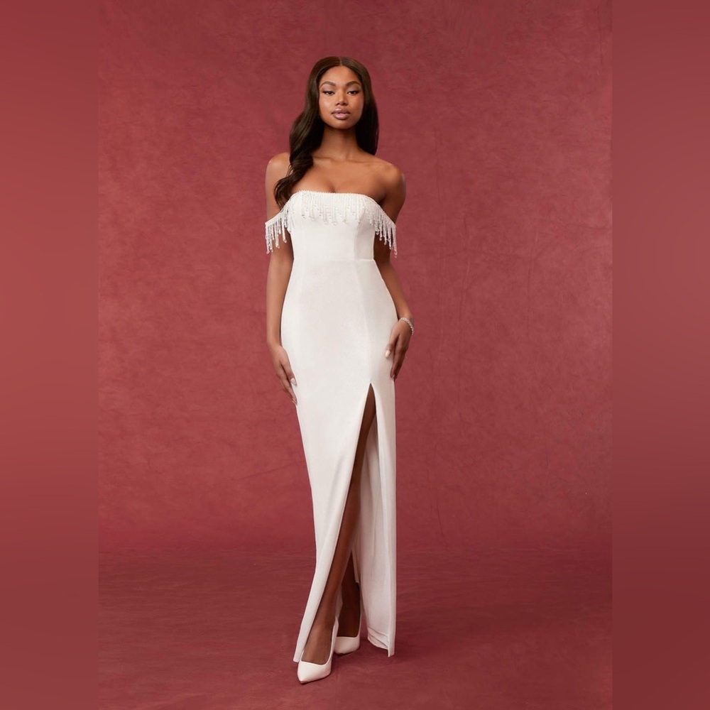 Azazie Diya Wedding Dress, Off-Shoulder Cream Wedding Dress